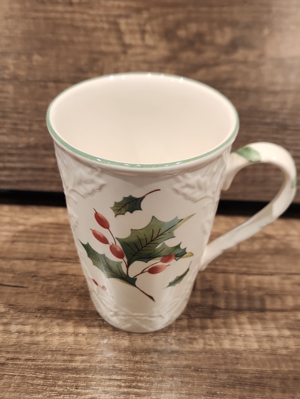 Mikasa English Countryside Holly Sprig Porcelain Mug - White, Green & Red